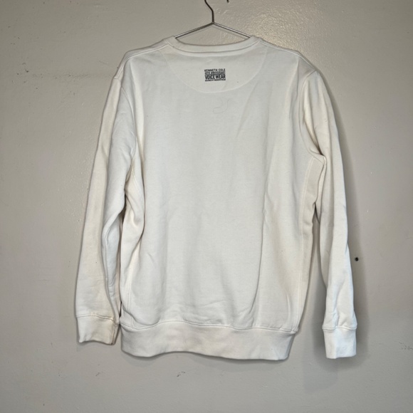 Kenneth Cole Sweater - Picture 2 of 2